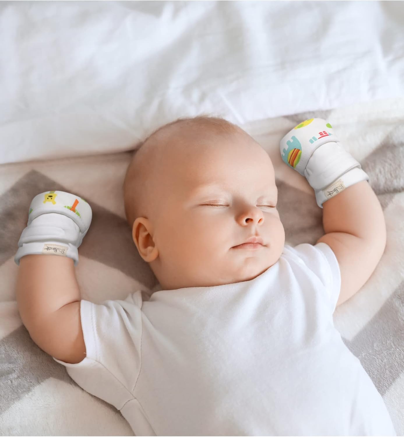 Adjustable Hand Mittens for Newborns