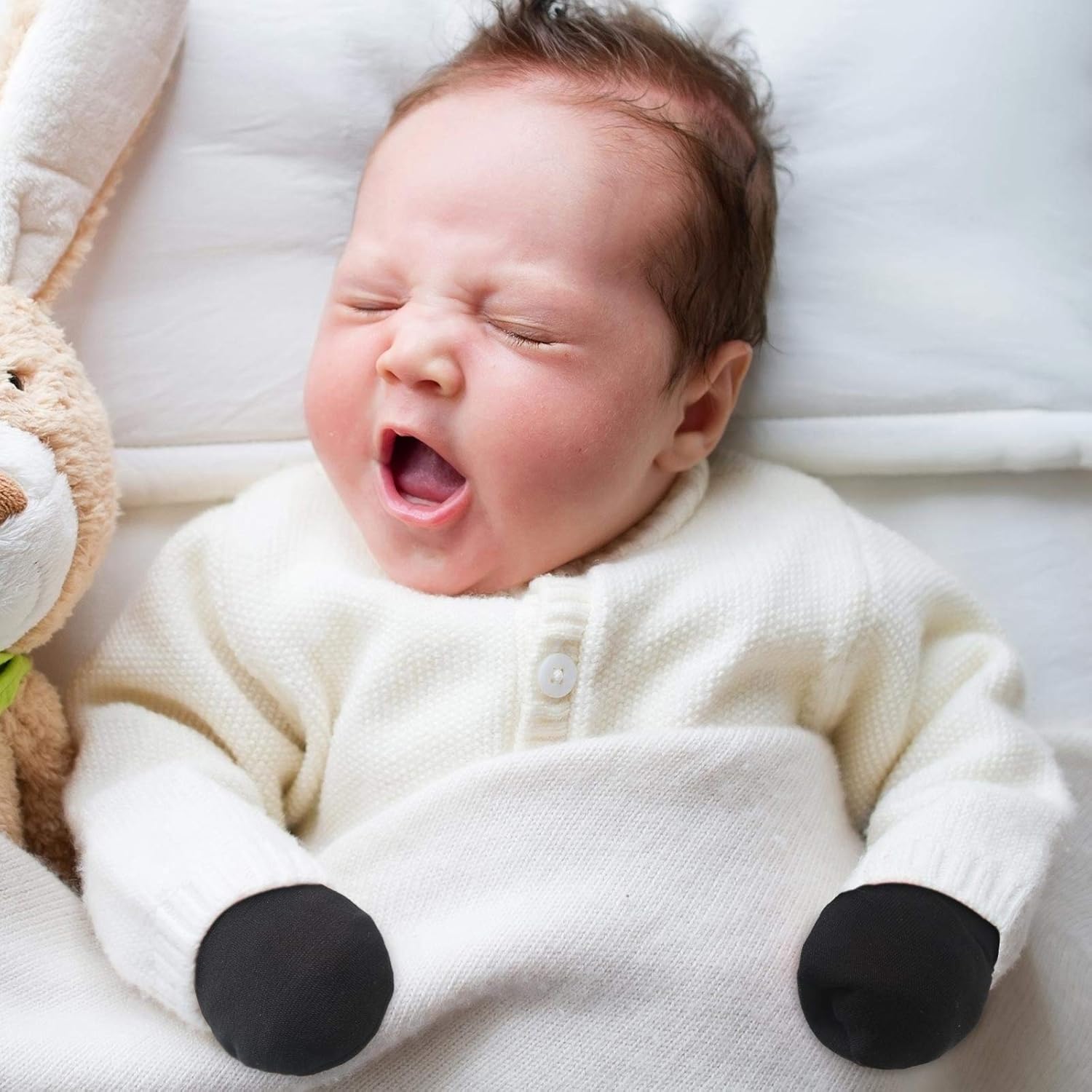 18-Pair No-Scratch mittens for Babies 0-6 Mo